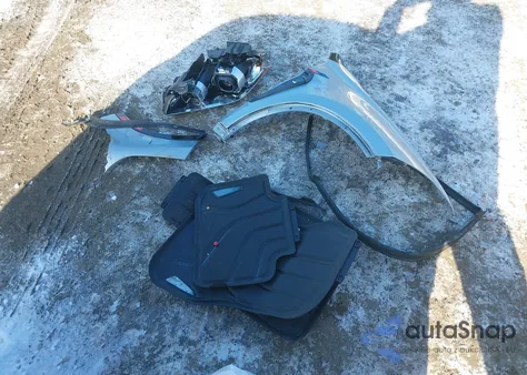 2017 BMW X1 xDrive28I из США, поврежденный, VIN WBXHT3Z31H4A57262